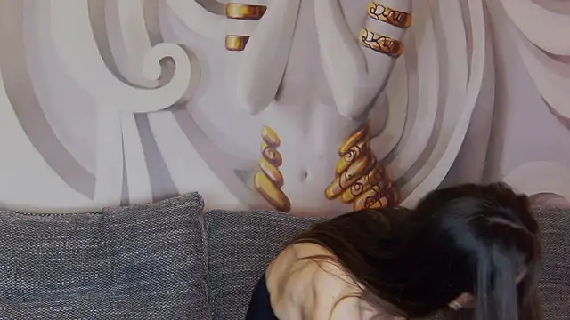 hailey peach online show from 02/21/26, 06:09