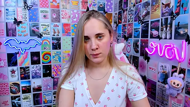 Snapshot of MiaMilas chatting on 01/13/26, 03:06 MiaMilas online show from 01/13/26, 03:06