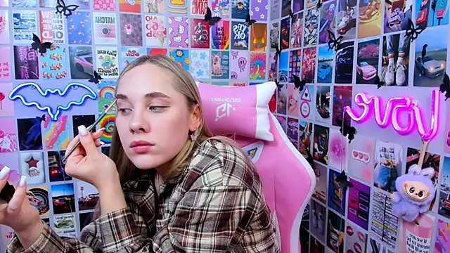 Snapshot of MiaMilas chatting on 01/14/26, 03:06 MiaMilas online show from 01/14/26, 03:06