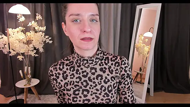 helentasty online show from 02/19/25, 06:22