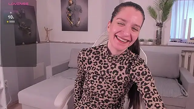 helentasty online show from 02/21/25, 02:06