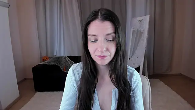 helentasty online show from 10/27/25, 02:59