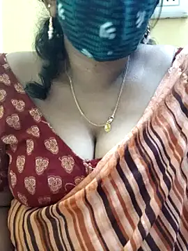 mallu-sumi online show from 02/01/25, 01:12