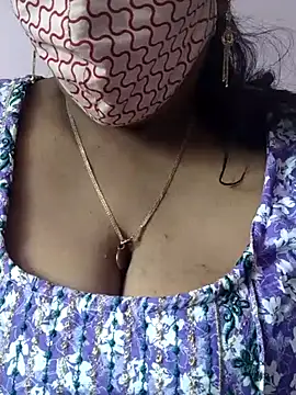 mallu-sumi online show from 07/01/26, 03:41