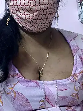 mallu-sumi online show from 07/07/26, 06:23