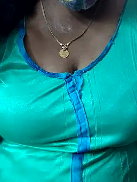 mallu-sumi online show from 07/12/26, 04:03