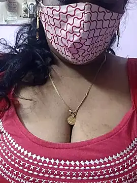 mallu-sumi online show from 07/24/26, 12:36
