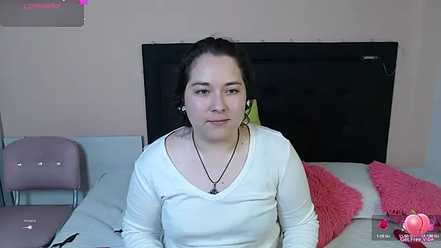 May Carlier online show from 02/19/25, 08:41