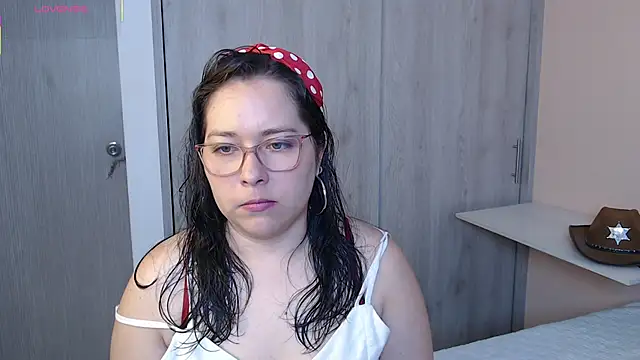 May Carlier online show from 10/11/25, 08:29