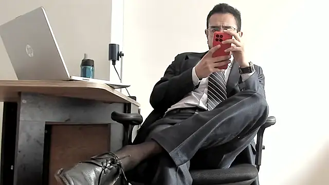 Snapshot of pablo-rincon95 chatting on 01/14/25, 02:11 pablo-rincon95 online show from 01/14/25, 02:11