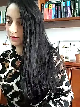 Snapshot of amellie_ros chatting on 12/27/24, 07:35 amellie ros online show from 12/27/24, 07:35