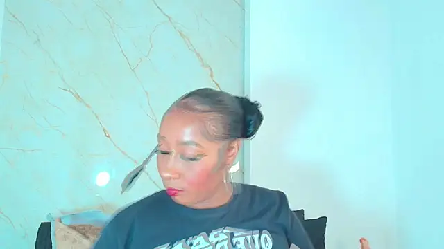 Krystal cambell1 online show from 03/04/25, 07:32