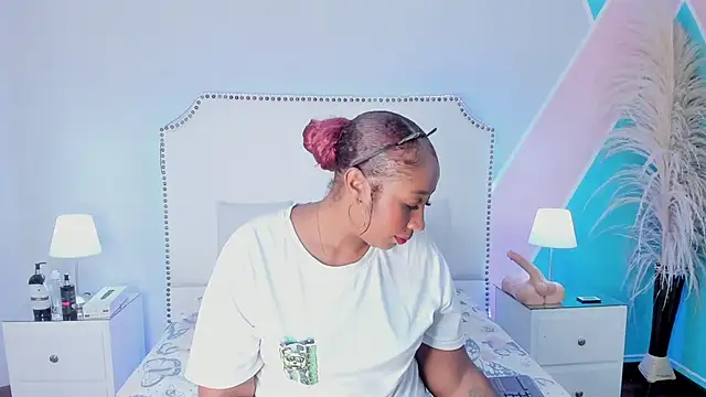 Krystal cambell1 online show from 04/15/26, 07:32