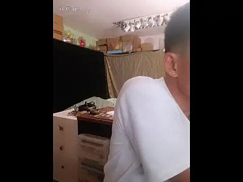 hkwildguy online show from 05/27/26, 08:44