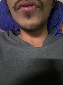 Snapshot of Privateseducer chatting on 02/19/25, 08:10 Privateseducer online show from 02/19/25, 08:10