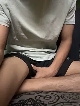 Snapshot of Privateseducer chatting on 03/11/25, 05:27 Privateseducer online show from 03/11/25, 05:27