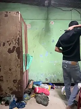 Snapshot of Privateseducer chatting on 11/08/25, 09:09 Privateseducer online show from 11/08/25, 09:09