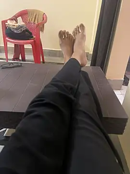 Snapshot of Privateseducer chatting on 12/04/25, 01:20 Privateseducer online show from 12/04/25, 01:20