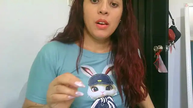 Anne kis online show from 09/11/25, 05:35