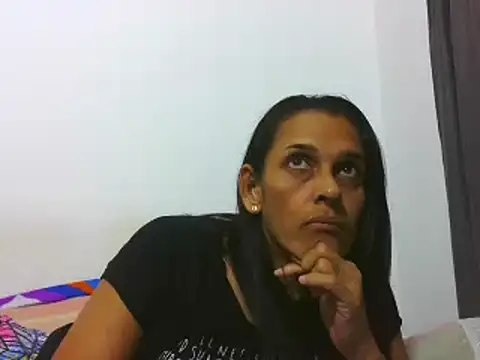 latinbrunettet online show from 02/19/25, 08:20