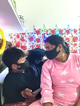 PeaCoooock online show from 12/18/25, 04:24