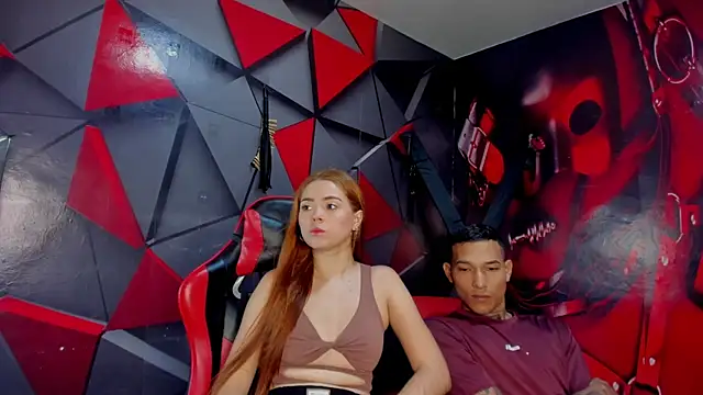 Hana and Zeta online show from 11/27/25, 12:29