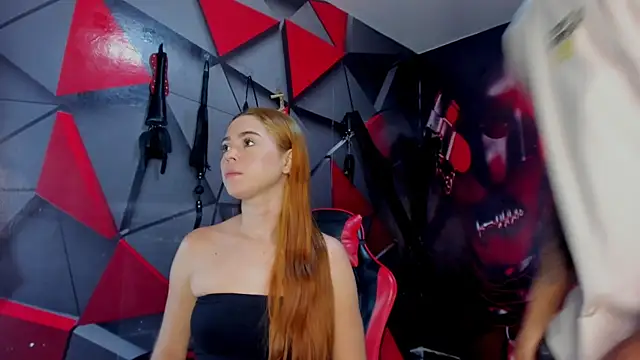 Hana and Zeta online show from 12/16/25, 12:21