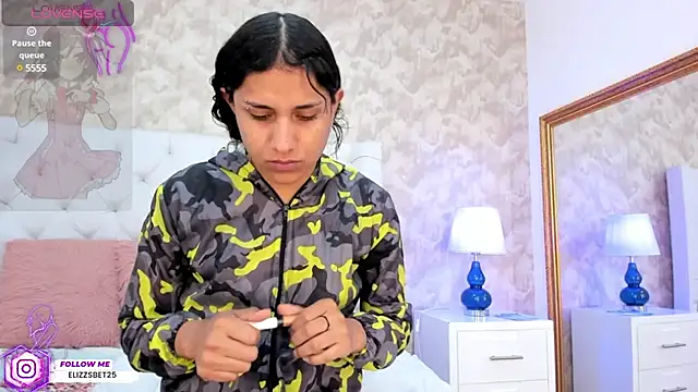 Eliza Thaylor   online show from 01/09/25, 02:29