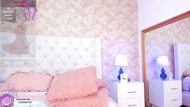 Eliza Thaylor   online show from 01/17/25, 06:54