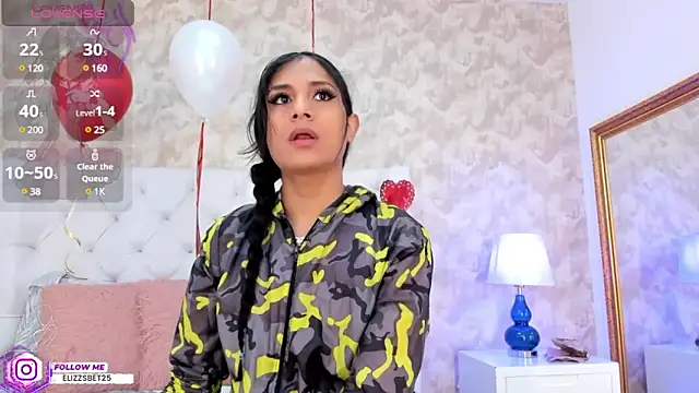 Eliza Thaylor   online show from 02/18/25, 03:32