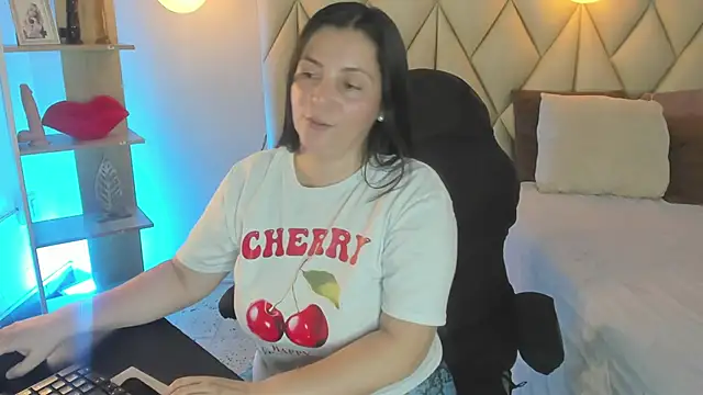 angelswets online show from 05/19/26, 02:01