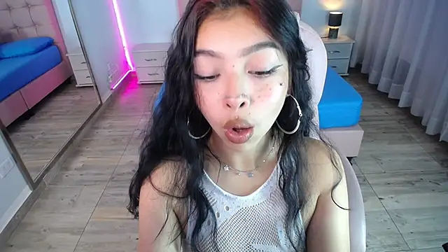 Snapshot of pettit_courtny chatting on 01/03/25, 03:16 pettit courtny online show from 01/03/25, 03:16