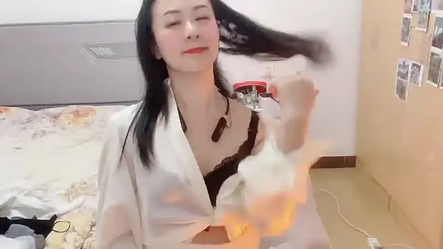 fanfan-FF online show from 01/04/25, 12:05