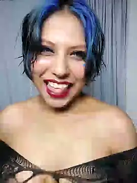 Snapshot of azulzulix chatting on 02/08/25, 01:54 azulzulix online show from 02/08/25, 01:54