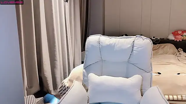 qiqi-666 online show from 01/26/25, 06:49