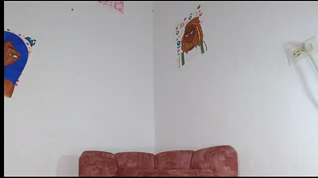 kity   online show from 02/25/25, 10:07