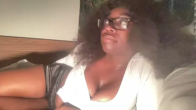 AveryJ99 online show from 03/22/25, 01:00