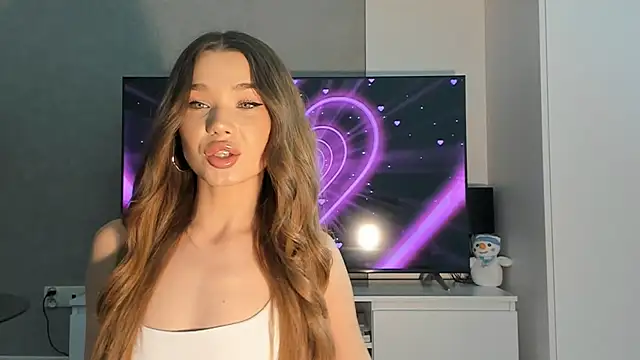 Snapshot of predatory_fury chatting on 02/02/25, 04:00 predatory fury online show from 02/02/25, 04:00