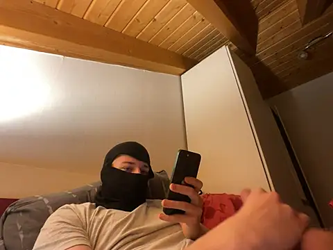 Snapshot of Jan_berger chatting on 01/17/25, 07:08 Jan berger online show from 01/17/25, 07:08