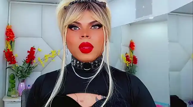 Snapshot of AdanKinng chatting on 03/09/25, 11:14 AdanKinng online show from 03/09/25, 11:14