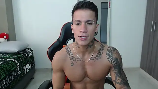 pettergrey1 online show from 03/04/26, 04:24