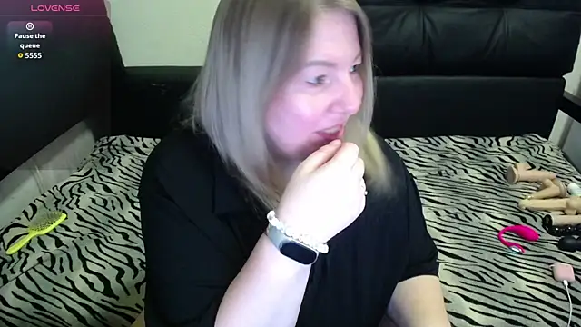 MARGARET gem online show from 06/26/26, 06:51