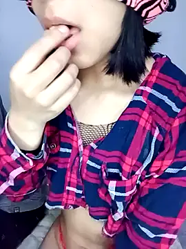 PequeArely online show from 01/12/25, 02:45