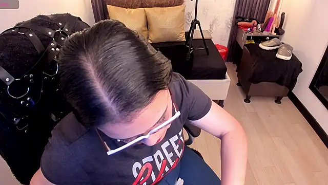 brigittemiller online show from 02/26/25, 04:14