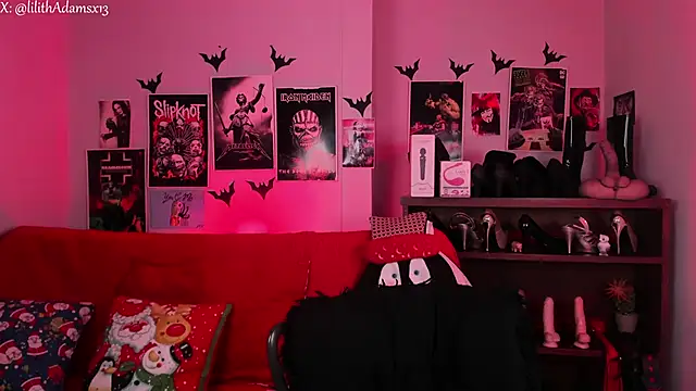 lilith-deveraux online show from 12/16/25, 02:22