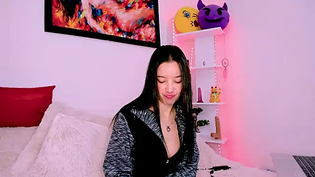 Snapshot of Manuelaa_mejiia chatting on 02/18/25, 03:21 Manuelaa mejiia online show from 02/18/25, 03:21