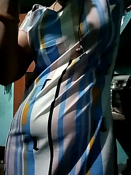 Snapshot of gunjan22 chatting on 01/08/25, 11:32 gunjan22 online show from 01/08/25, 11:32