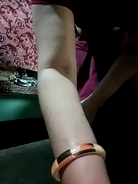 Snapshot of gunjan22 chatting on 03/13/25, 06:05 gunjan22 online show from 03/13/25, 06:05