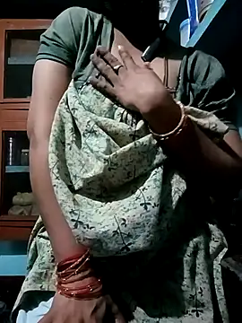 Snapshot of gunjan22 chatting on 03/22/25, 02:47 gunjan22 online show from 03/22/25, 02:47