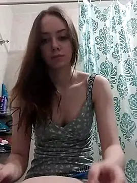 Snapshot of Irma-Bennet chatting on 03/19/25, 09:48 Irma-Bennet online show from 03/19/25, 09:48